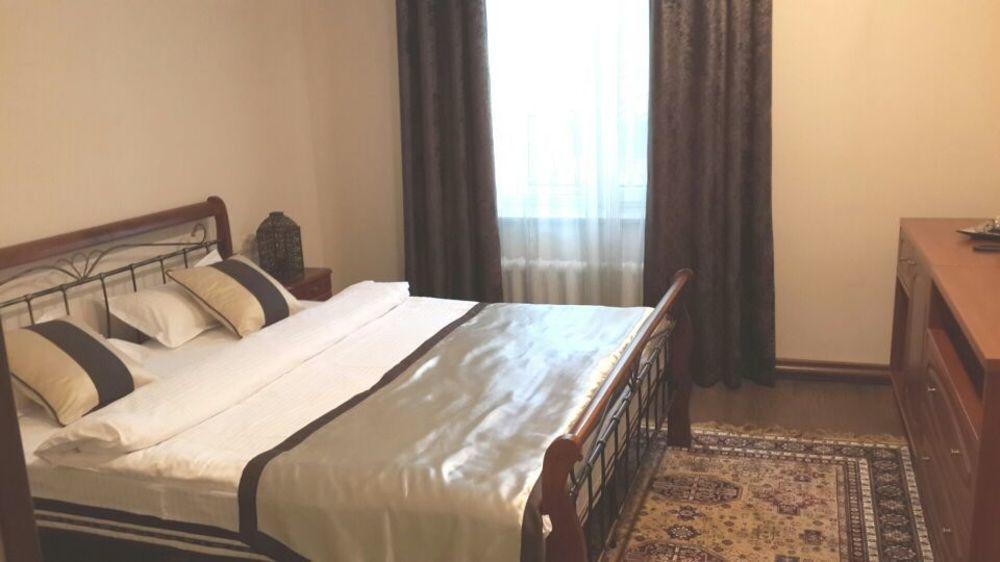 Resident Hotel Gogol Алма Ата Екстериор снимка